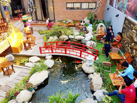 THIẾT KẾ CẢNH QUAN QUÁN CAFÉ SÂN VƯỜN ĐẸP ĐỘC ĐÁO CỔ ĐIỂN VÀ HIỆN ĐẠI