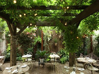 THIẾT KẾ SÂN VƯỜN NHÀ HÀNG